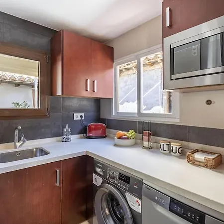 Con Terraza A 4 Minutos De La Catedral Appartement