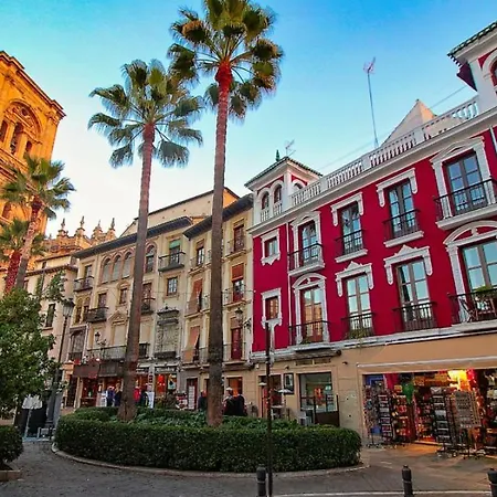 Con Terraza A 4 Minutos De La Catedral Appartement *