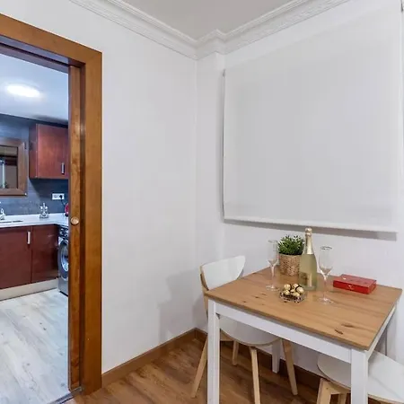 Con Terraza A 4 Minutos De La Catedral Apartment *