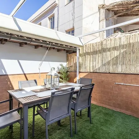 Con Terraza A 4 Minutos De La Catedral Apartment *