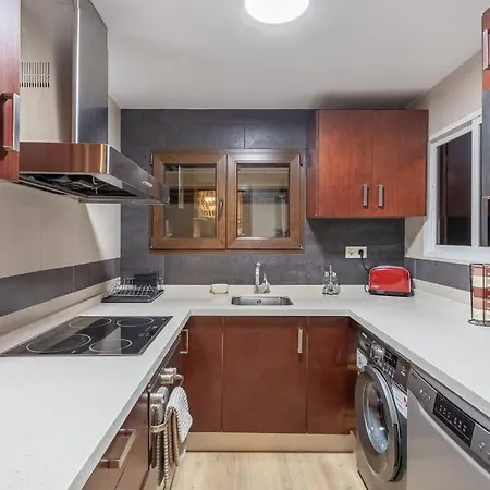 Con Terraza A 4 Minutos De La Catedral Apartment *